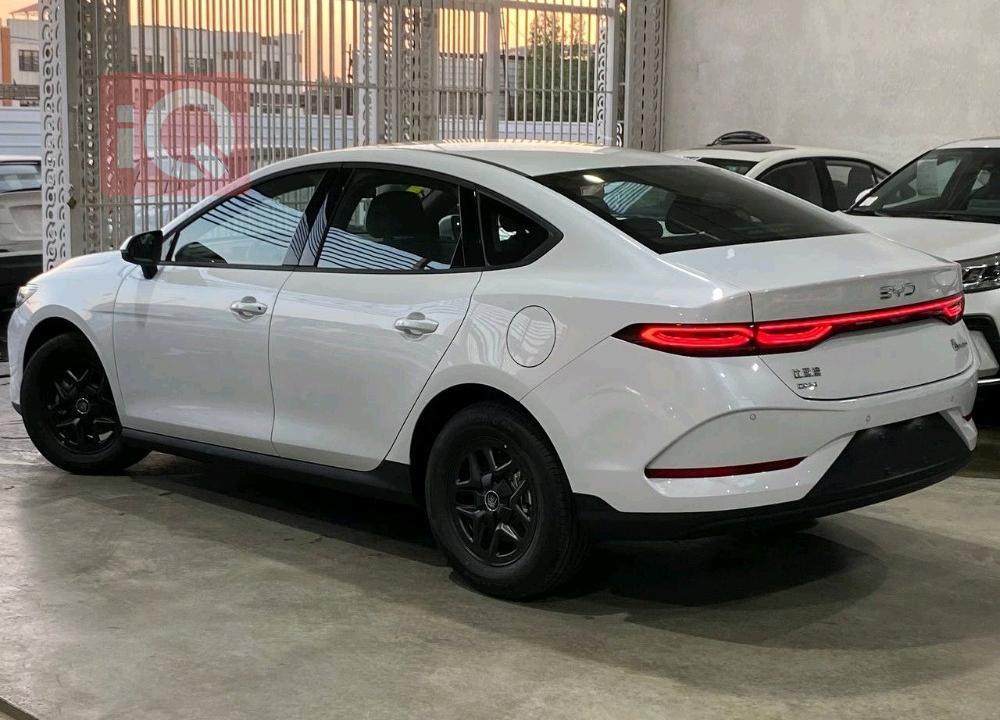 بي واي دي Qin Plus